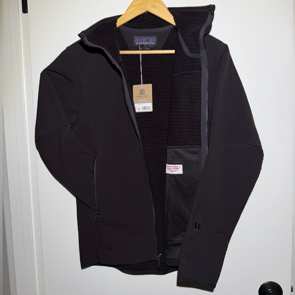 Patagonia Men’s R2 Techface Jacket